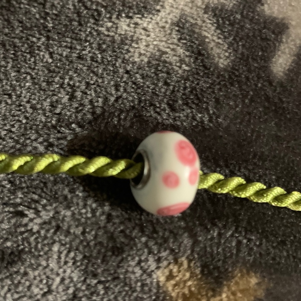 Charms - Picture 4 of 5